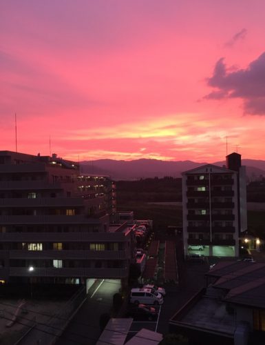 夏の夕焼け マンションリフォーム リノベーションのサンリフォーム